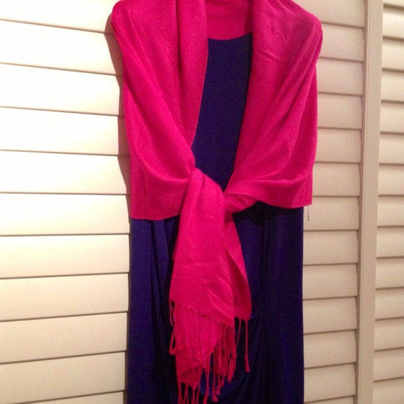 HOT PINK PASHMINA💗DRESS SOLD SEPARATELY IN CLOSET - Picture 2 of 2