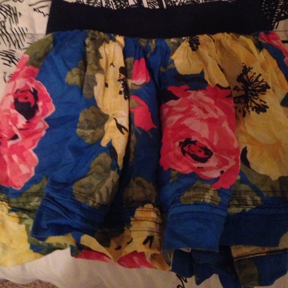 Floral skater skirt - Picture 1 of 1