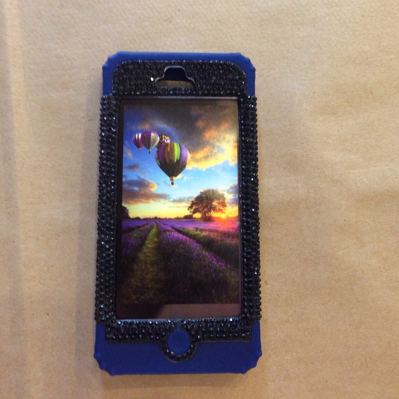 Iphone 5 case. New. With box. - Picture 2 of 2