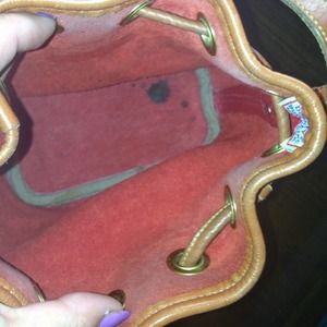 Dooney & Bourke Bags - Vintage Dooney & Burke Bucket bag! Authentic! Dooney & Bourke Bags - Vintage Dooney & Burke Bucket bag! Authentic!