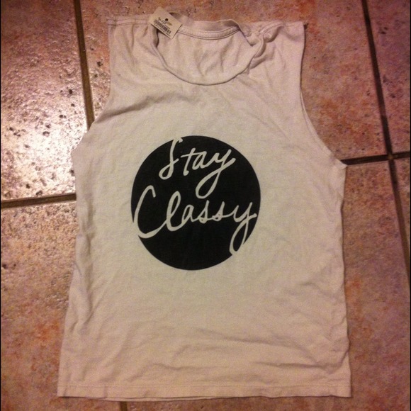 🔵TRADED🔵Brandy Melville Stay Classy Raisa Tank - Picture 3 of 3