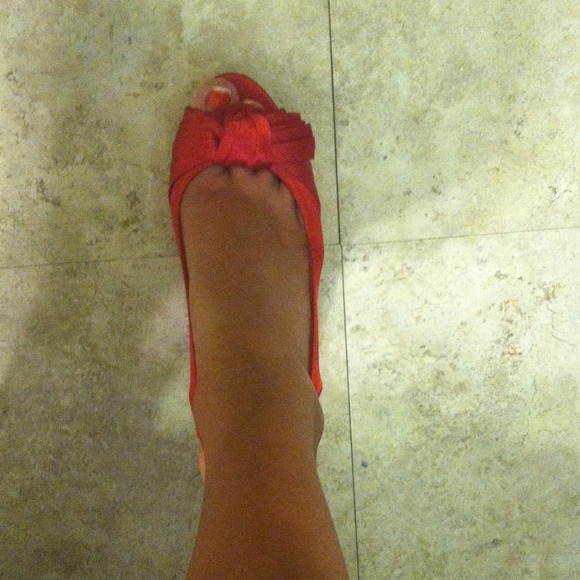 Heels - Picture 3 of 3