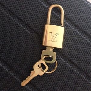 LV lock and keys