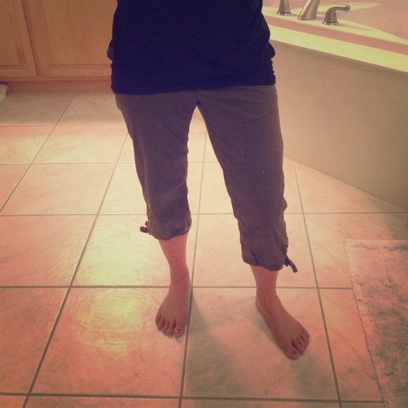 EUC green Lucy crops - Picture 1 of 4