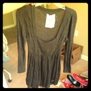 SOLD!! Super cute Hollister brown sweater Sz. Med