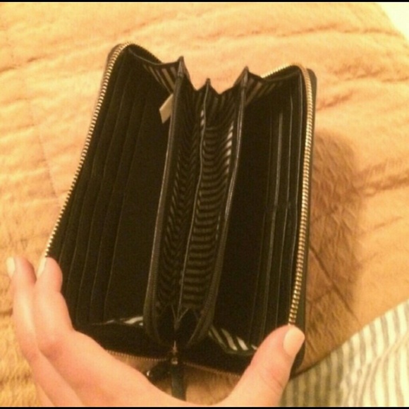 Sold! Black Kate Spade Wallet - Picture 2 of 2