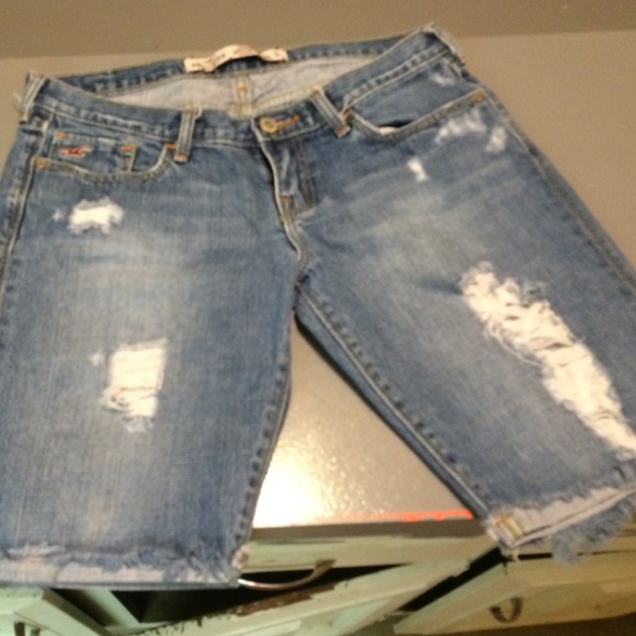 Hollister shorts ! - Picture 2 of 2
