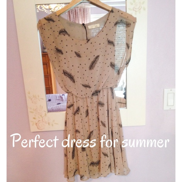 Light pink Lush dress 💗