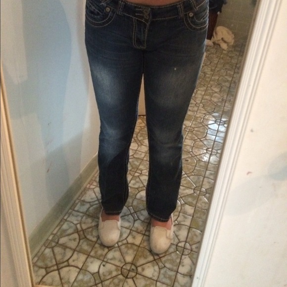 Cute Jeans (boot cut ) - Picture 1 of 3