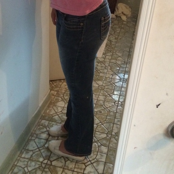 Cute Jeans (boot cut ) - Picture 2 of 3