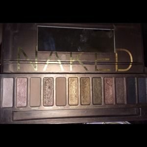 Urban Decay Naked Palette 1