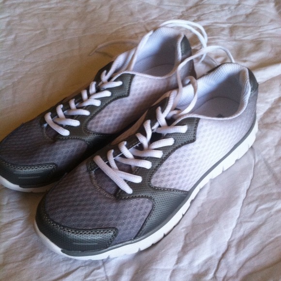 Forever 21 white and gray shoes