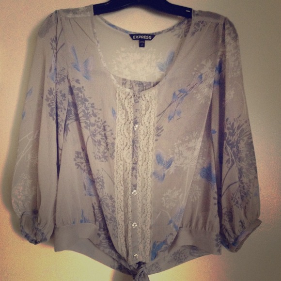 Express Floral Blouse - Picture 1 of 4