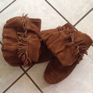 Minnetonka boots