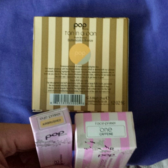 Various Cosmetics - Picture 4 of 4