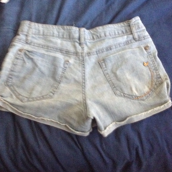 Shorts - Picture 2 of 2