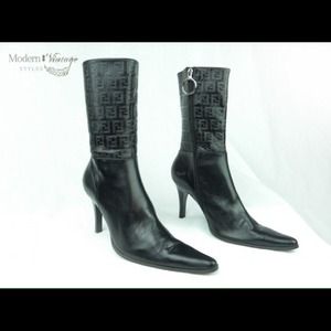 *SOLD*Fendi Black Boots with Signature Motif / 36