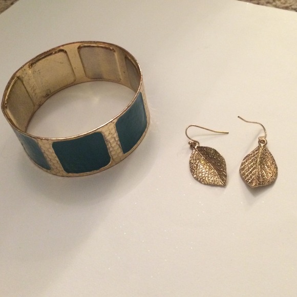 *PRICE REDUCED* Gold Jewelry BUNDLE.