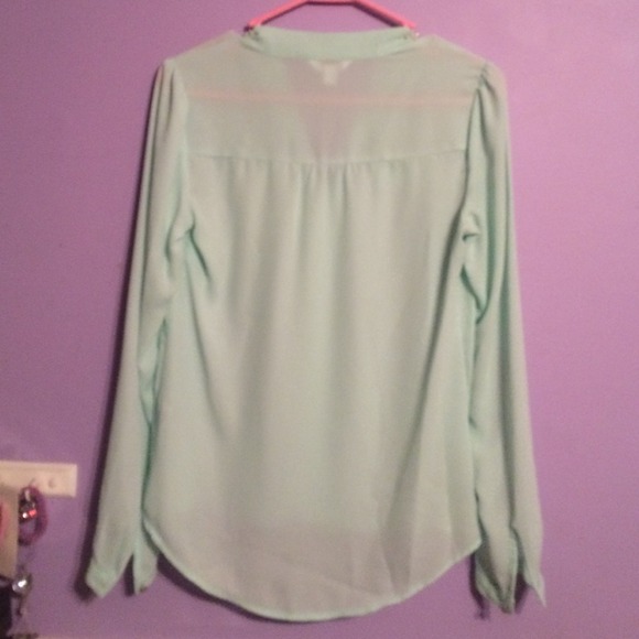 Cute Shirt - Picture 3 of 3