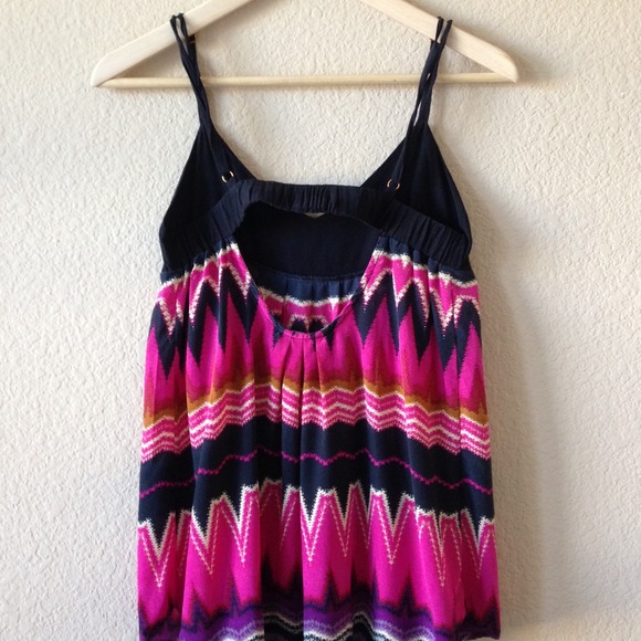 Top - Picture 3 of 3