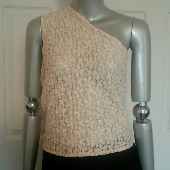 Lace One Shoulder Crop Top - Picture 2 of 4