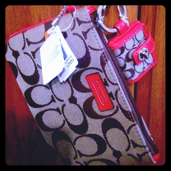 Coach Wristlet and Keychain traded