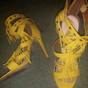 Fringe heels