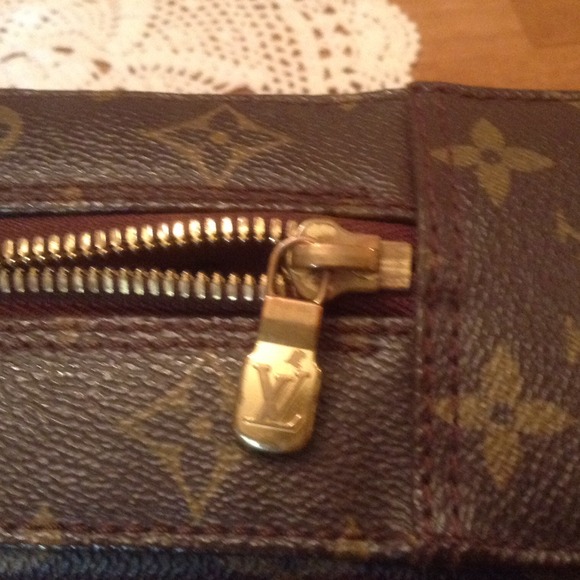 SOLD SOLD - Picture 3 of 4