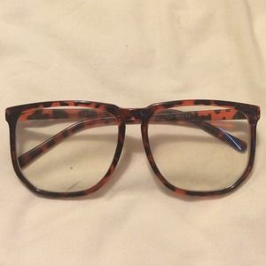 💖HOST PICK!💖 Oversized Glasses