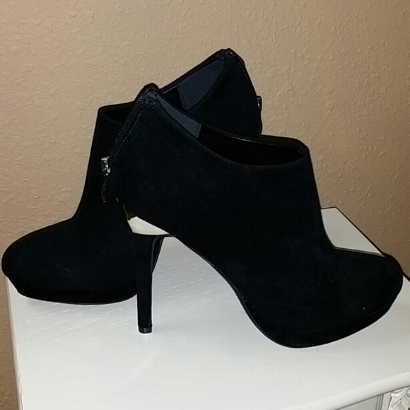 Boots - New Cute low cut boots