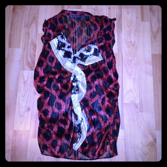 ⬇️REDUCED The limited outback red frill blouse