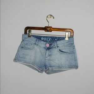 Unique ROXY shorts.
