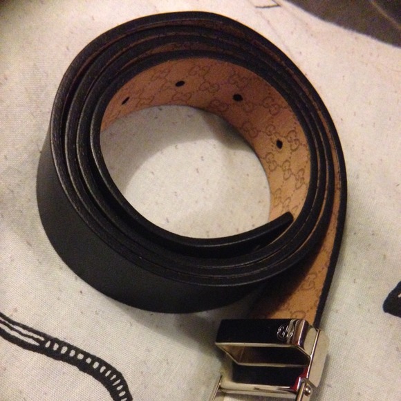 Men's Authentic Gucci Belt (Size 8-10 in womens)
