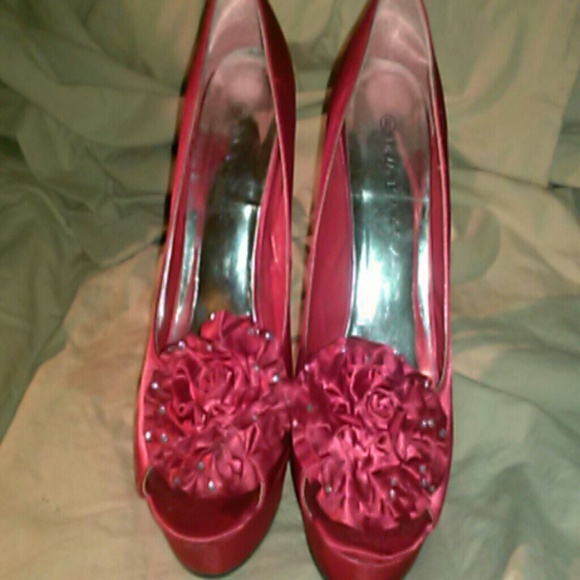 Diva Lounge Heels - Picture 4 of 4