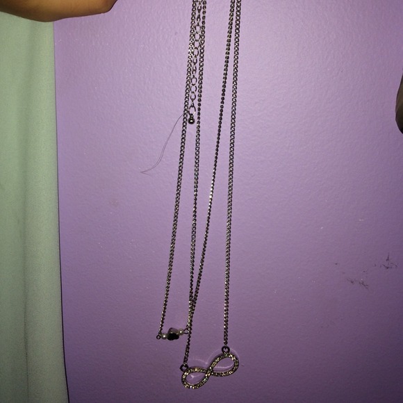 Necklace - Picture 2 of 2