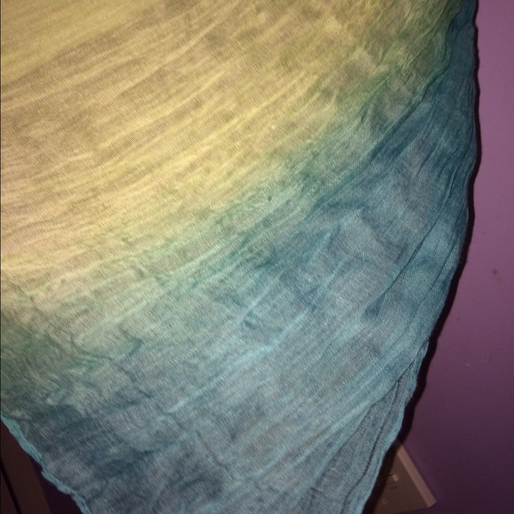 Cute scarf blue and green(: - Picture 2 of 2