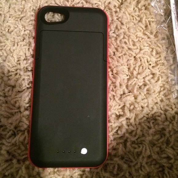 iPhone 5s chargeable battery case - Picture 3 of 3