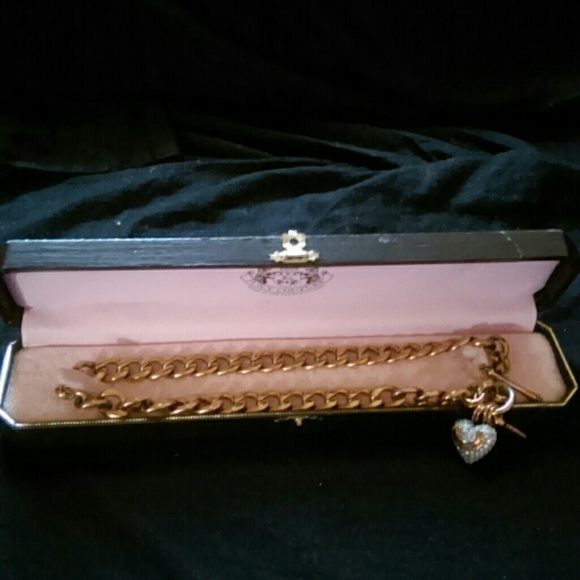 Juicy couture necklace