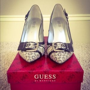 GUESS Signature High Heel Shoes