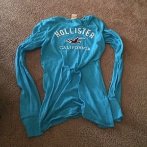 **SOLD**Hollister long sleeves