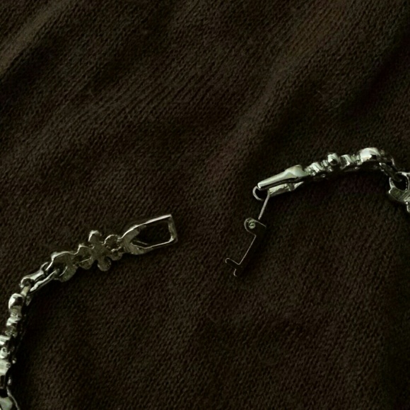 SOLD SOLD Sparkly Necklace *GONE 9/7* - Picture 2 of 2