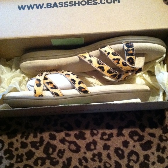 Leopard sandals
