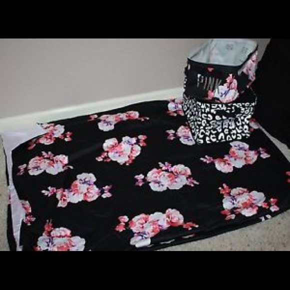 ❌PENDING❌ - Picture 3 of 4