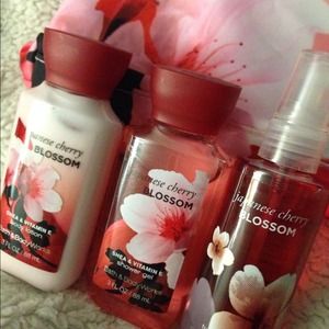 Bundle B&BW & Necklace