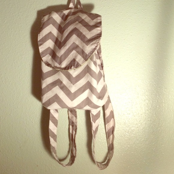 Handmade Gray and White Chevron Bag