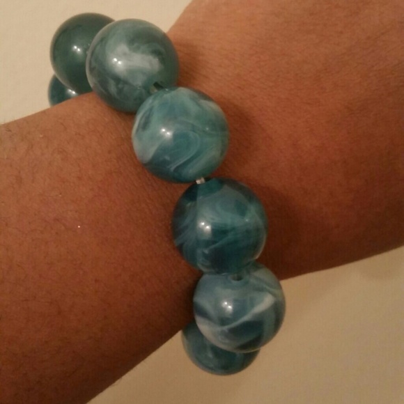 Beaded bracelet - Picture 2 of 2