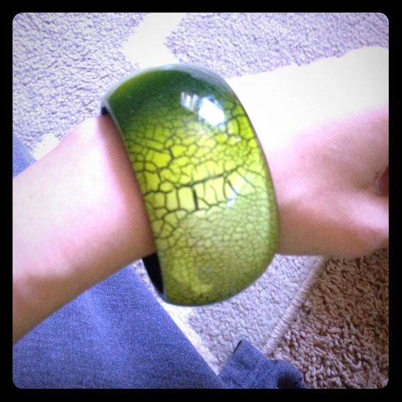 Green bracelet