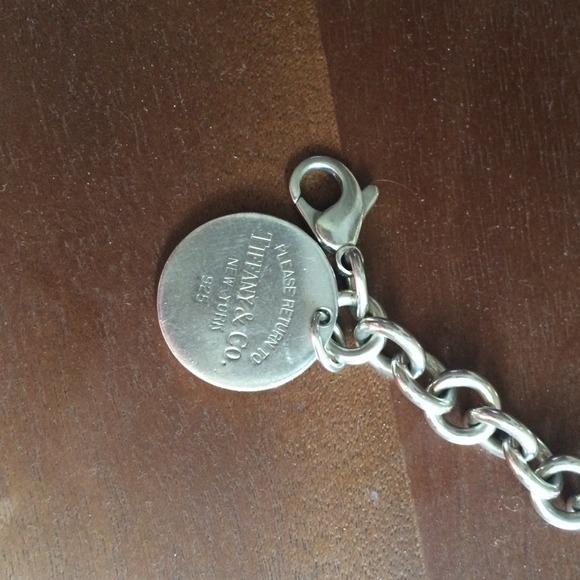 7.5 inch Return to Tiffany round tag bracelet.