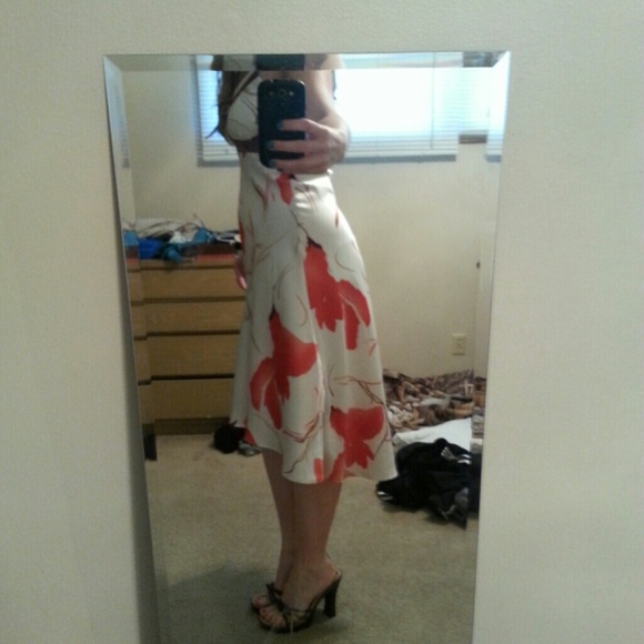 NWT!! Floral print dress