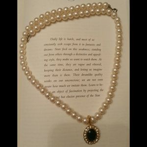 Antique style faux pearl necklace